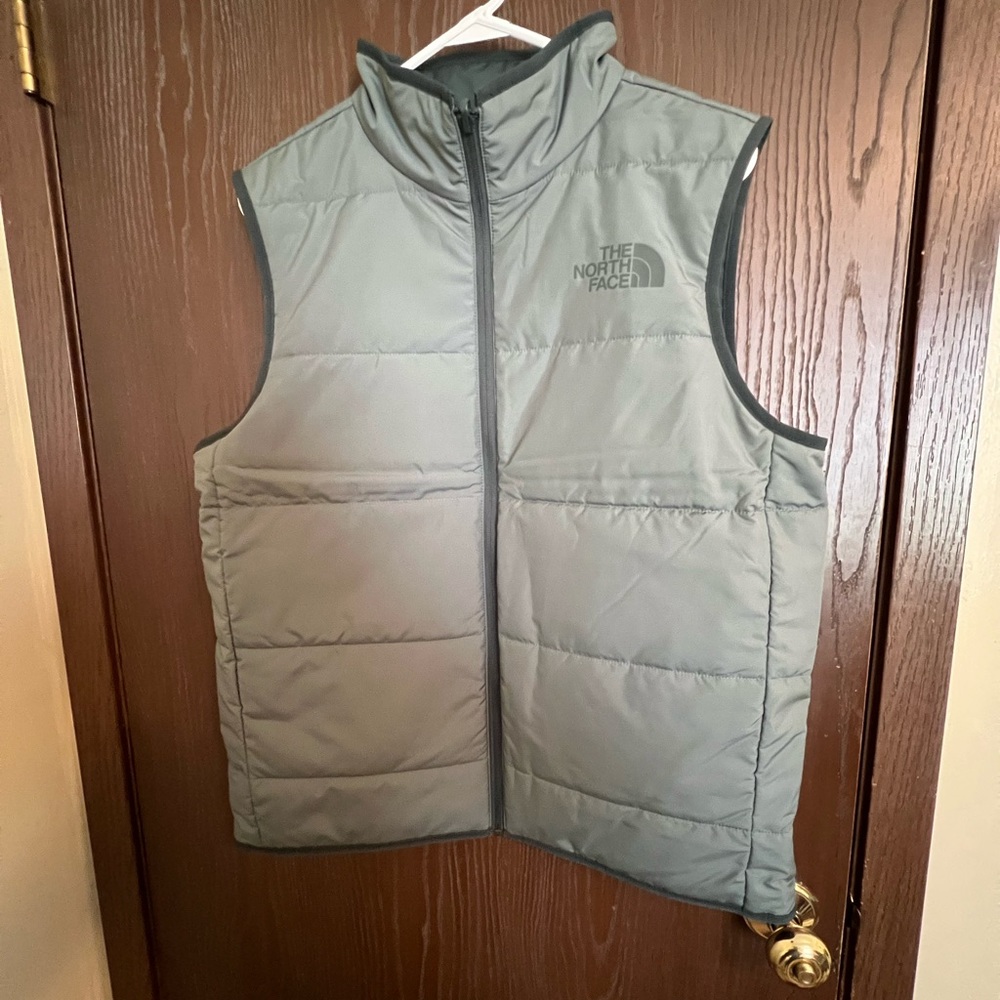 North Face Men’s Reversible Light grey/Dark grey Vest